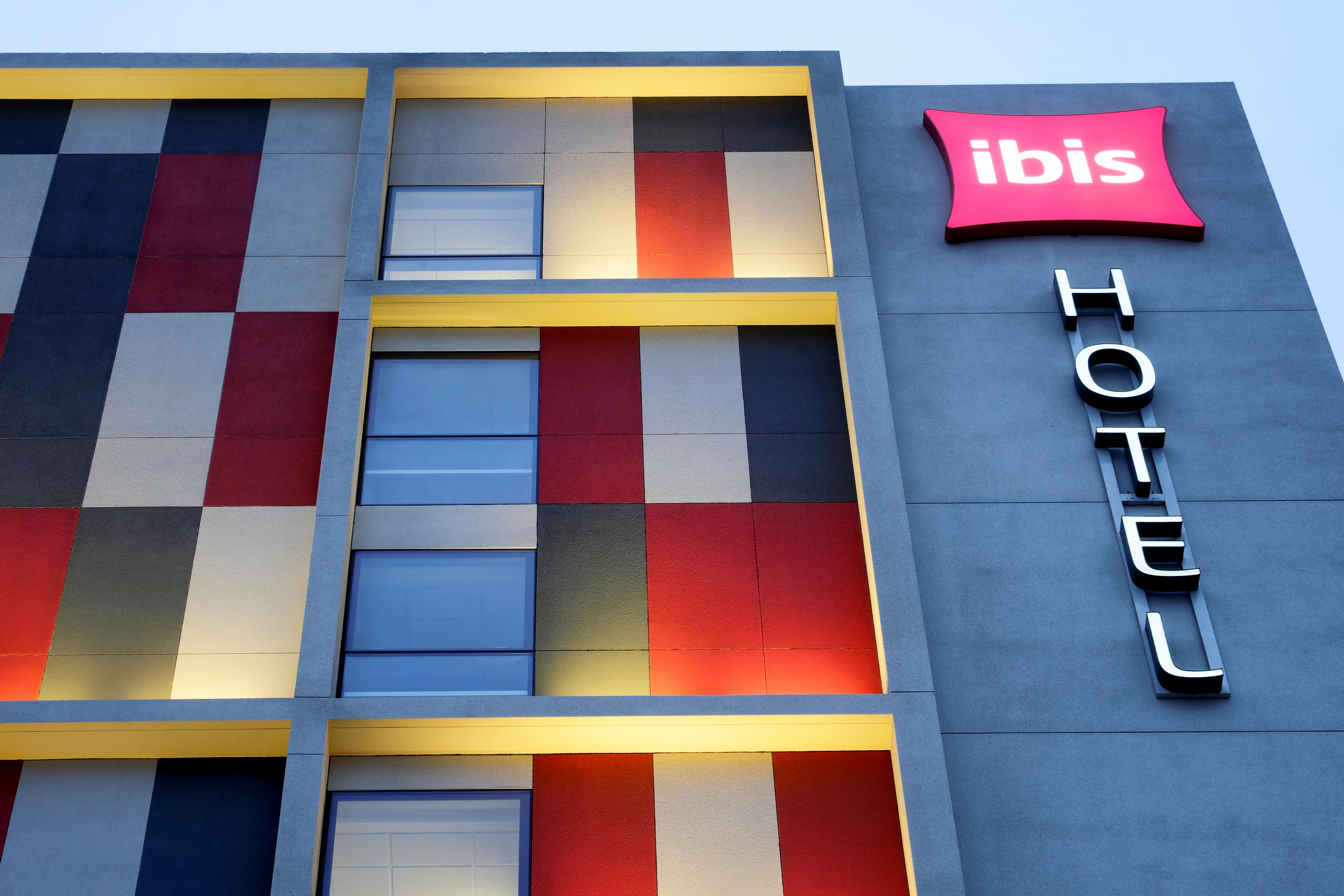 Ibis Trujillo Hotel Exterior photo